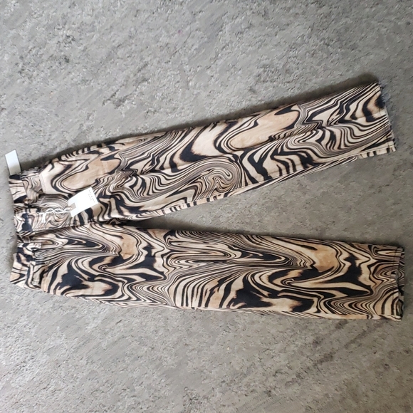 Good American Mobwife Indie Sleeze Aryle Ankle Pants - Picture 2 of 6